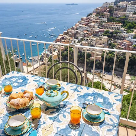 Casa Vittorina - De Vivo Realty Holiday home *