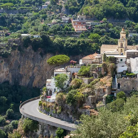 Casa Vittorina - De Vivo Realty